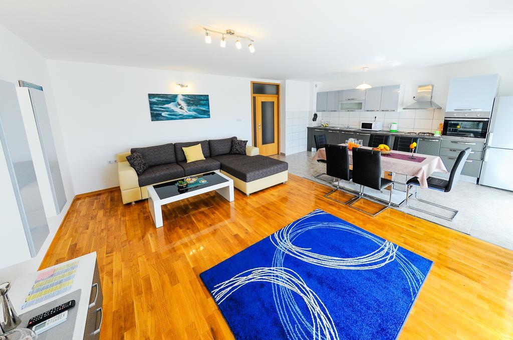 Apartament Rajic *